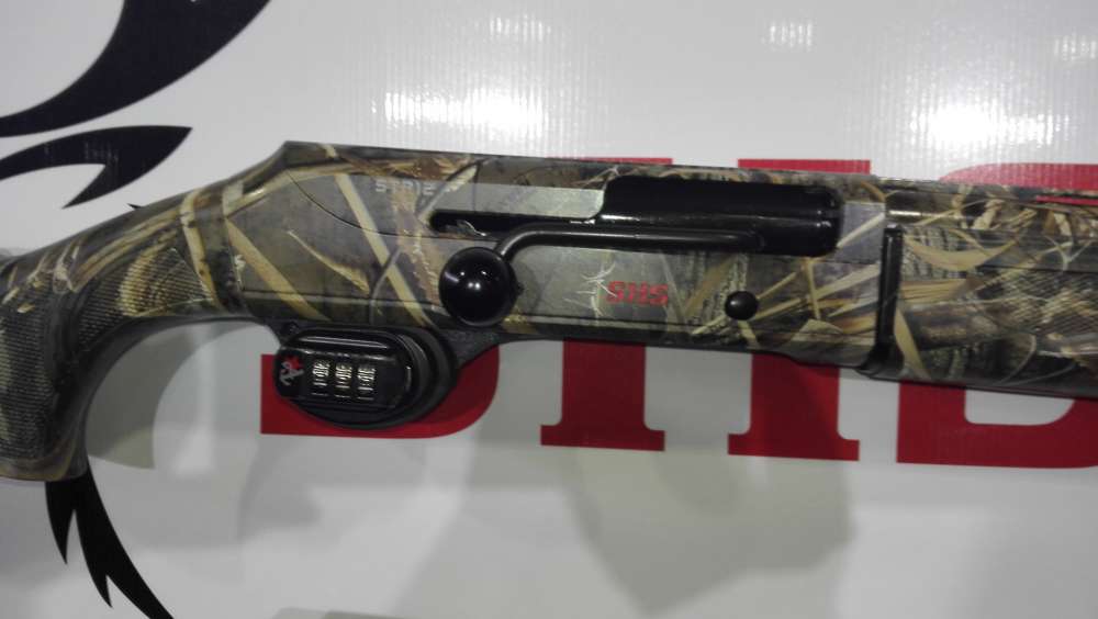 SHS Woodland Camo Straight Pull 12G Synthetic 20in