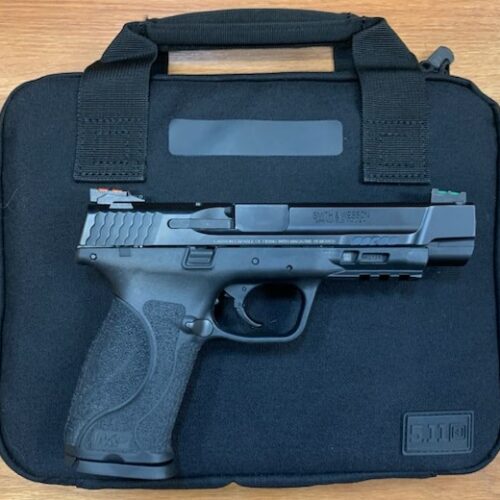 USED SMITH WESSON M and P 2.0 PRO SERIES WITH 4 MAGS AND 5.11 TACTICAL SOFT PISTOL CASE