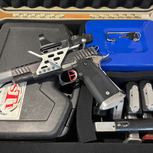 USED CONSIGNMENT STI INTERNATIONAL 2011 MUSKRAT CUSTOM 38SUPER W/ 4 MAGAZINE – ORIGINAL HARDCASE – TACTIX HARDCASE  – IPSC VIPER HOLSTER – 4 MAGNETIC MAGAZINE HOLD